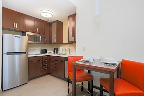Residence Inn by Marriott San Jose Airport