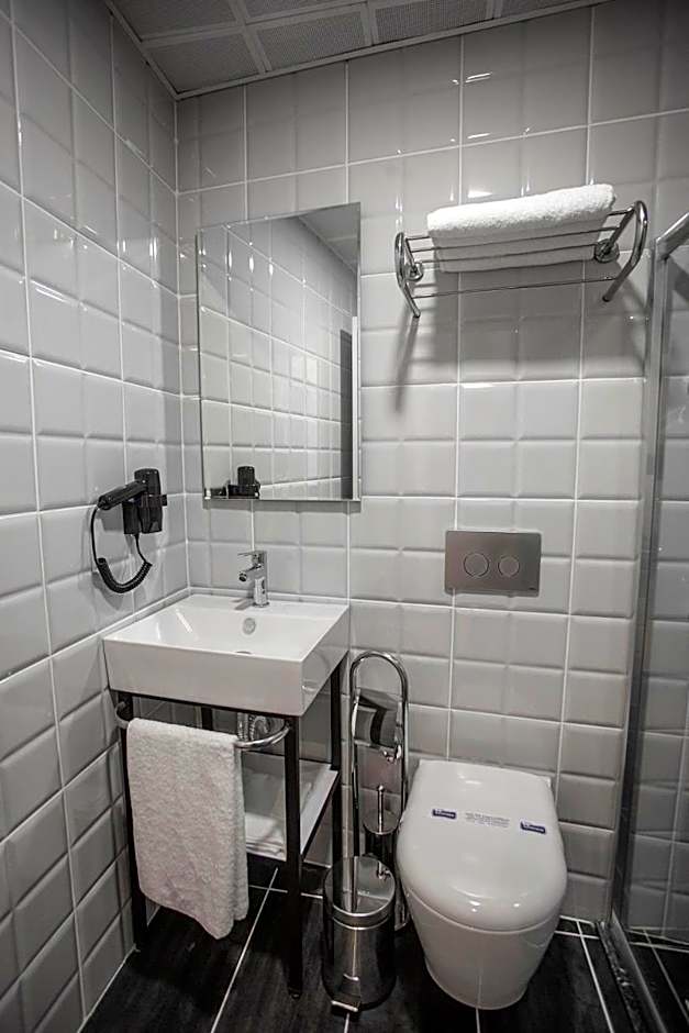 Double Room — 4 fotoğraftan 1. fotoğraf