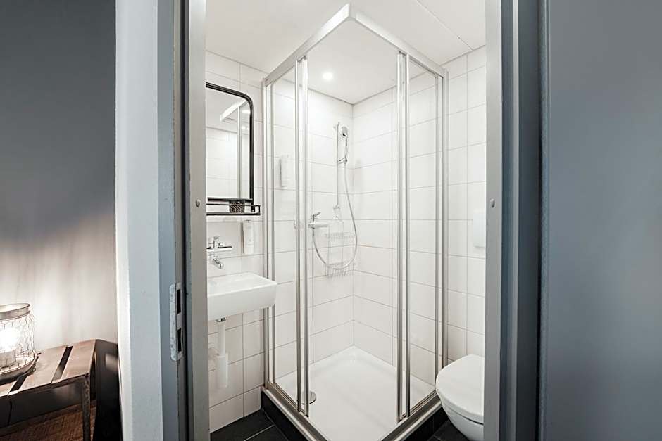 No8 Boutique Hotel - self check in