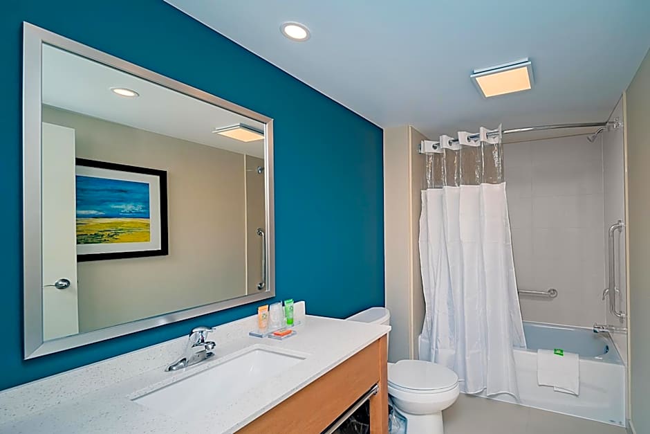 Wyndham Garden Niagara Falls Fallsview