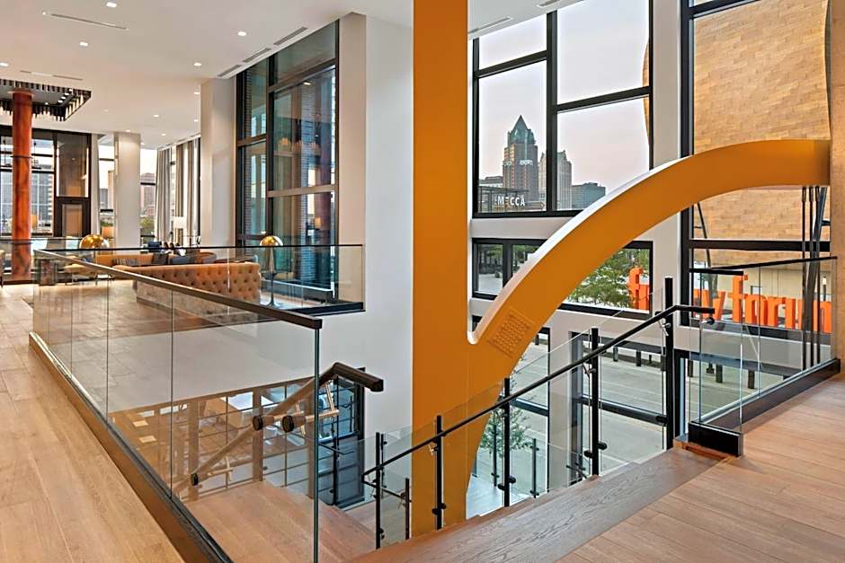 The Trade, Autograph Collection