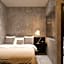 Econtel Queensbay