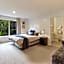 Queenstown House Bed & Breakfast and Apartments