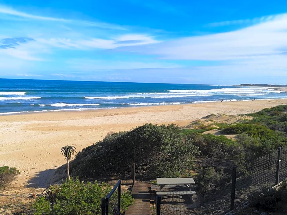 On the Beach Guesthouse Jeffreys Bay