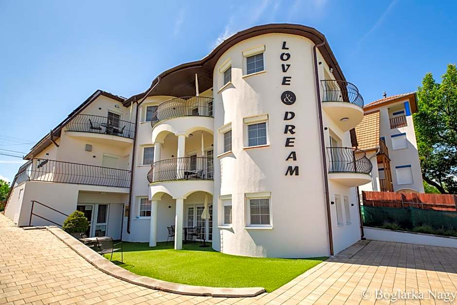 Love and Dream Élményvilla