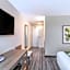 Amsterdam Inn & Suites, an Ascend Collection Hotel