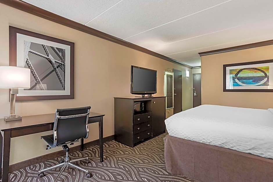 Best Western Plus Kingston Hotel And Conference Center