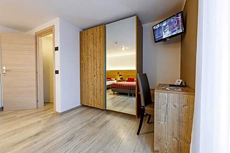 Superior Family Room