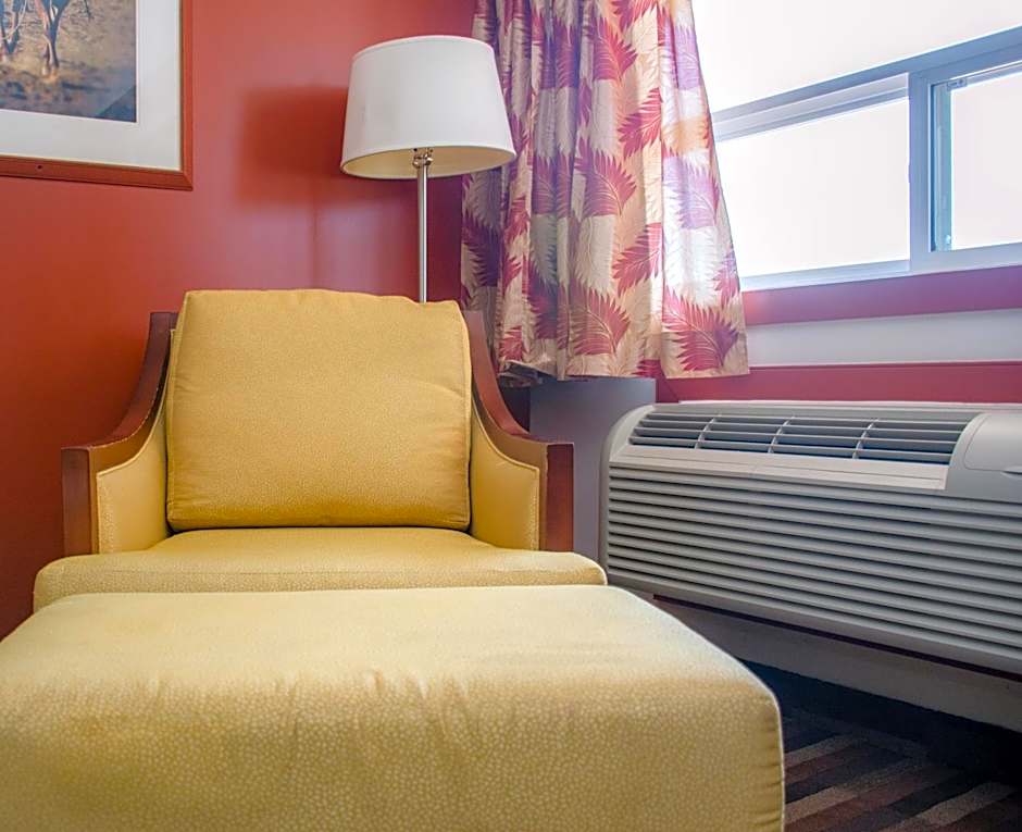 Ramada by Wyndham Medicine Hat