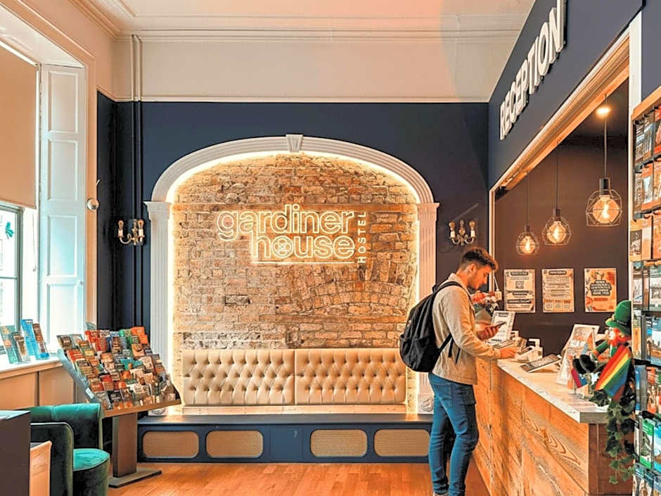Gardiner House Hostel
