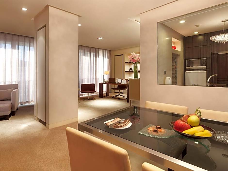 Howard Johnson Parkland Hotel Dalian