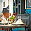 Manoir Des Arts Hotel