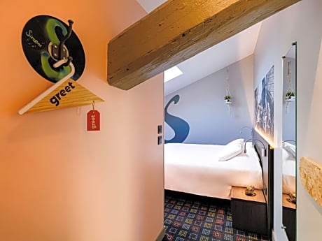 Double Room "Pop"