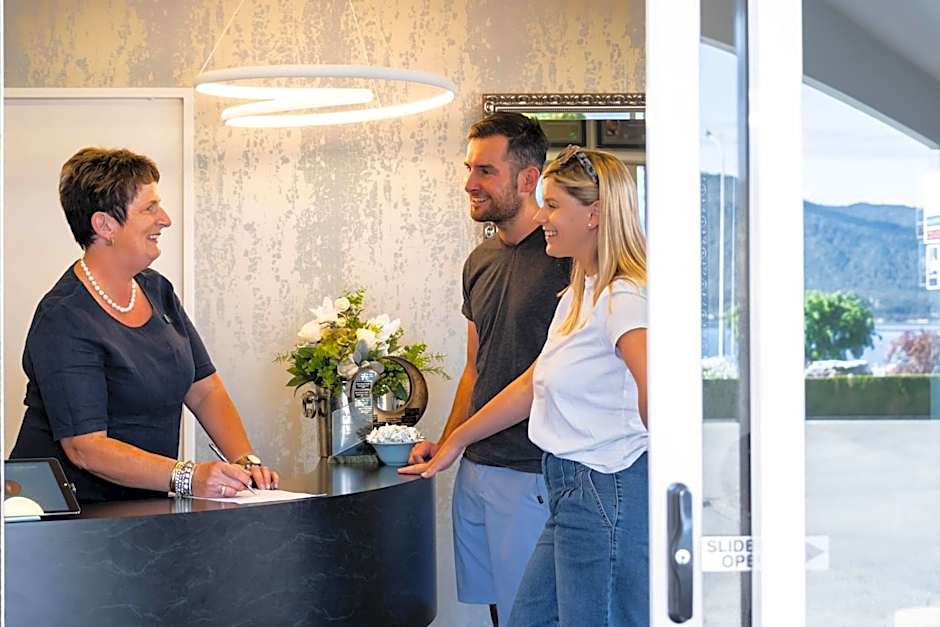 Radfords on the Lake