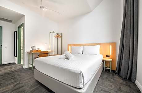 Queen Room with Ensuite