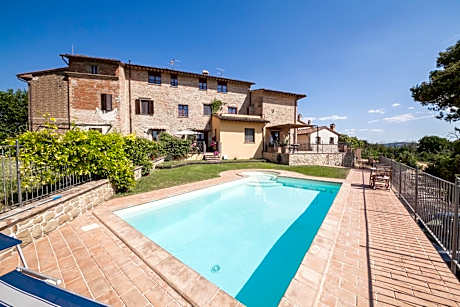 Umbria Country Shelter