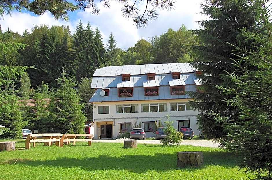 Complexul Turistic Cheile Butii