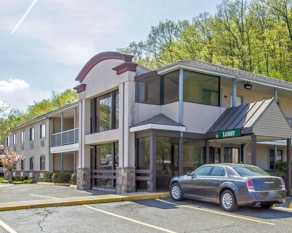 Americas Best Value Inn Torrington, CT