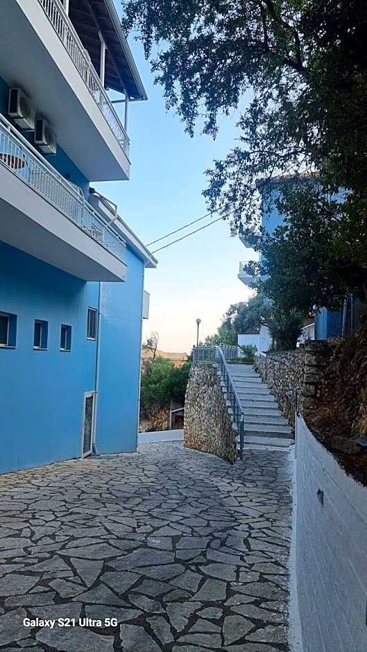 Ponti Beach Hotel