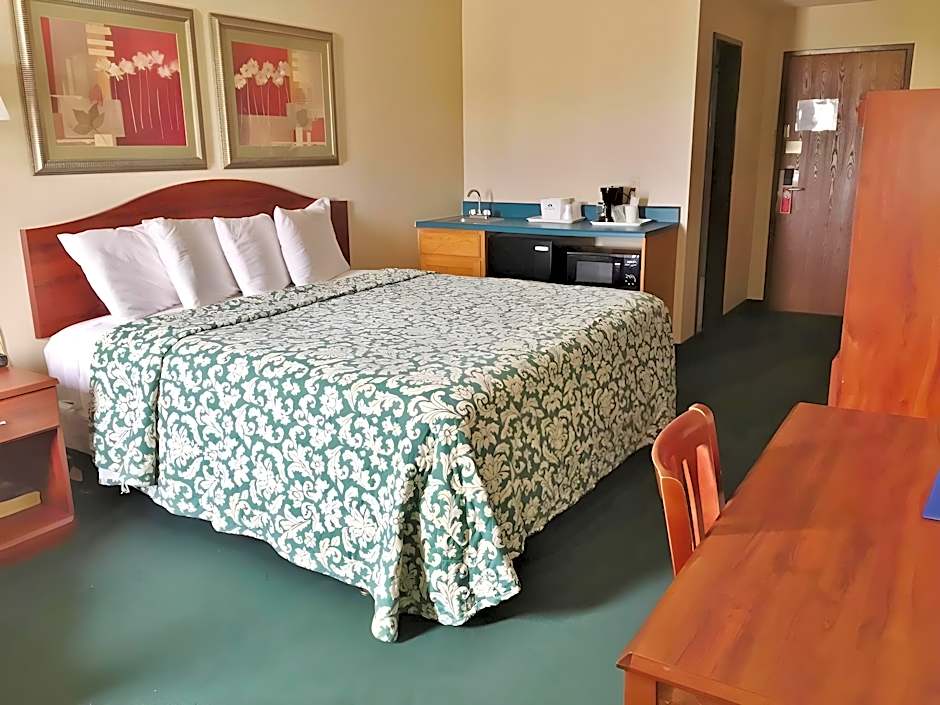 Americas Best Value Inn St. Louis South