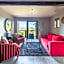 Hog Hollow Country Lodge