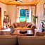 Oak Tree Lodge