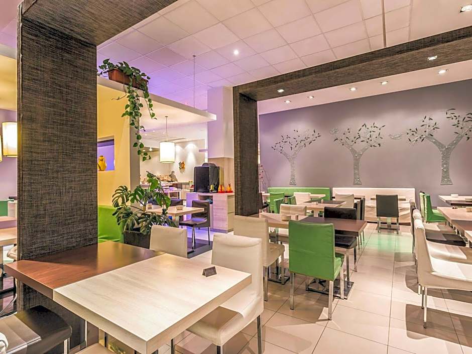 Ibis Oran Les Falaises