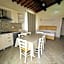Fattoria Palazzeta - Pet & Family Friendly