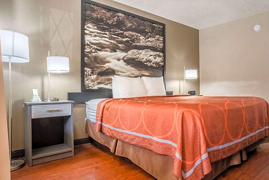 Super 8 by Wyndham Downtown Gatlinburg at Convention Center