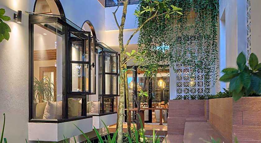 The Motifs Eco Hotel