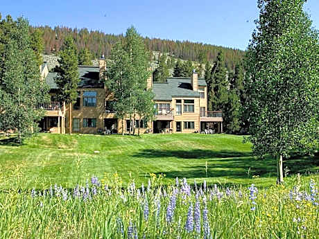 Aspen Ridge Condominiums by Vail Resorts