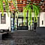 Cross Vibe Bangkok Sukhumvit