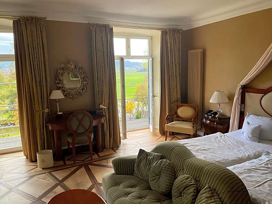 Schloss Neutrauchburg