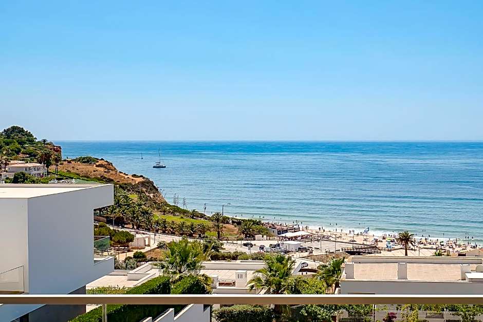 Porto de Mos Golf & Beach B&B AL-40312