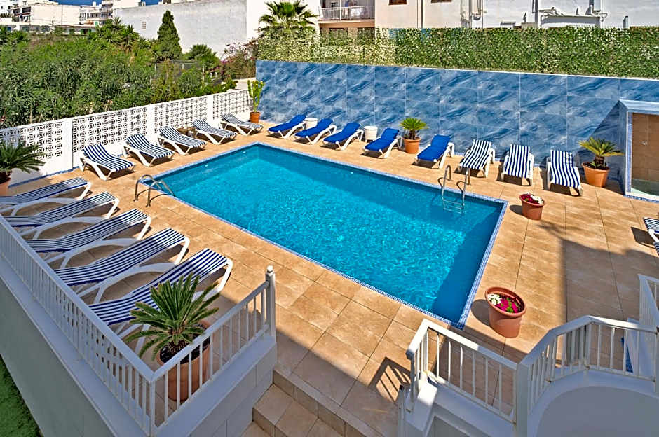 All Suite Ibiza Aparthotel