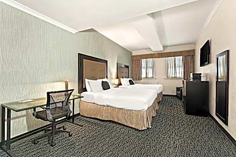 2 Queen Beds Suite Nonsmoking