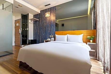 Double Room (Check-in after 20:00)