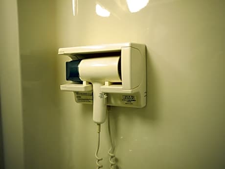 Single Room - Non-Smoking - No Daily Cleaning