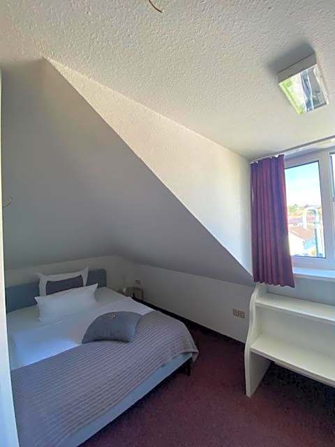 Photo 1 of 5 of Superior Apartment