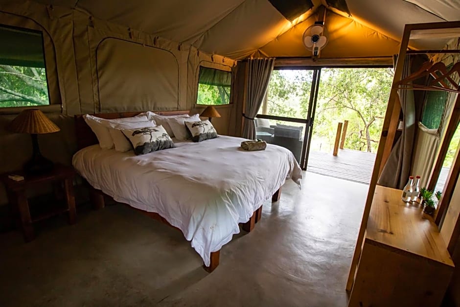 Little Africa Safari Lodge