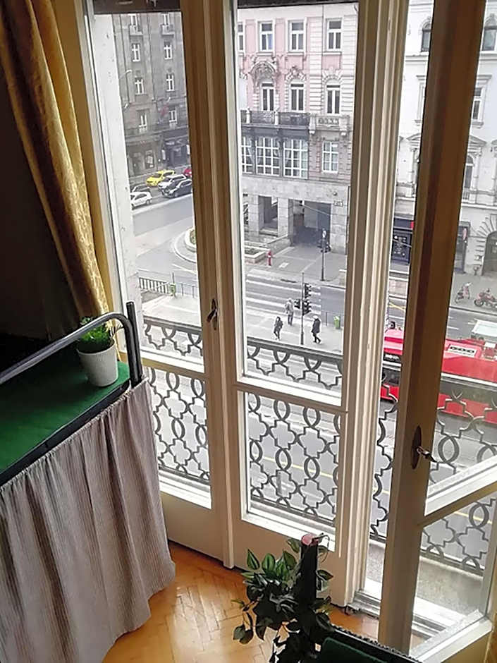 Bauhaus Astoria Hostel