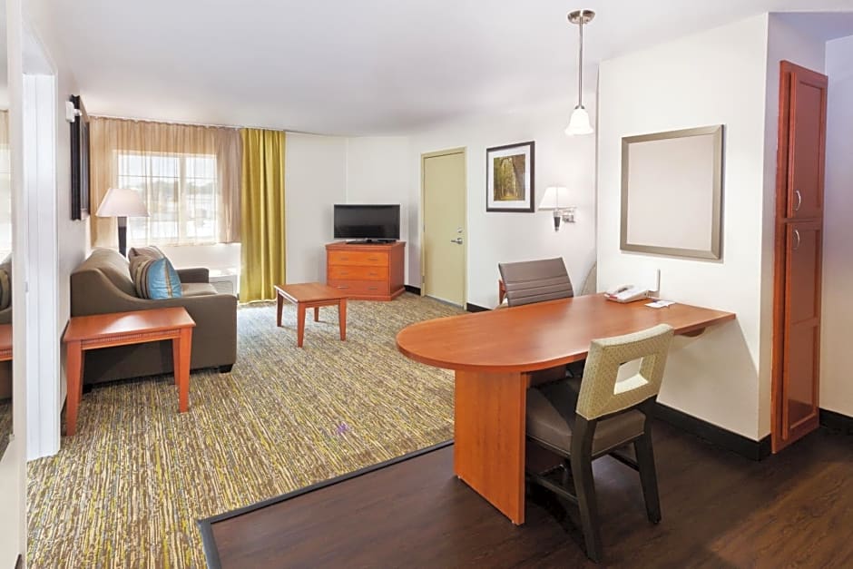 Candlewood Suites EASTCHASE PARK