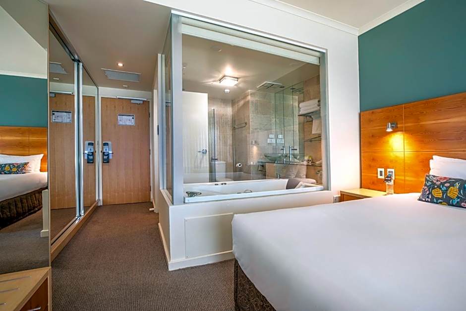 Gateway Hotel by Nightcap Plus