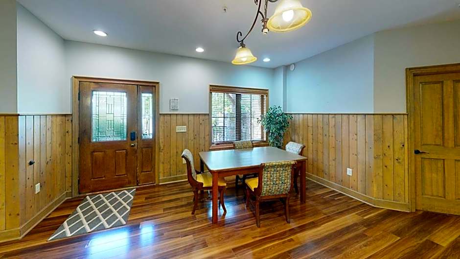 Viewpoint Condominiums