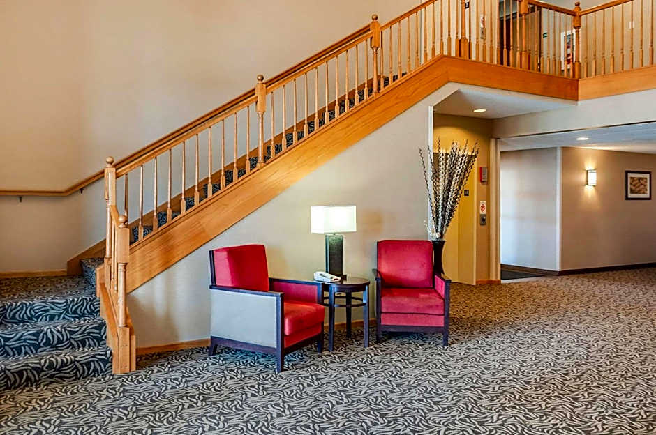 Comfort Inn Dyersville Near Field of Dreams