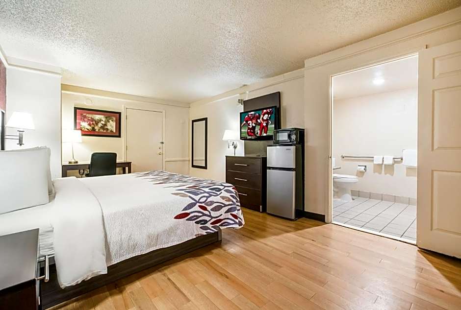 Red Roof Inn North Dallas - Park Central
