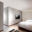 N Bridge Hotel