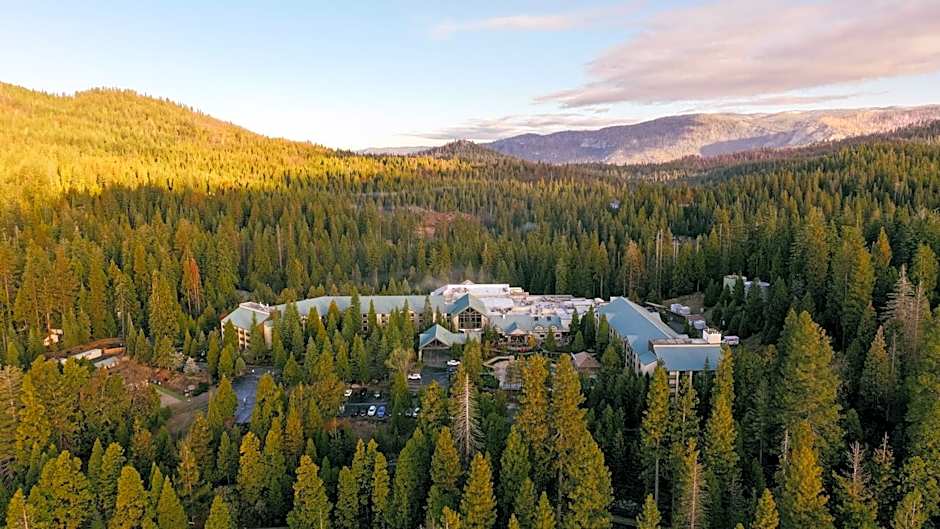 Tenaya Lodge at Yosemite