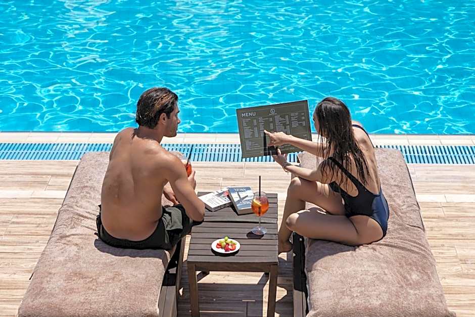 The "L" Suites & Apartments