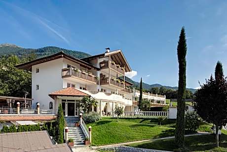 Landpalais Goyenhof - Deluxe Suites & Breakfast